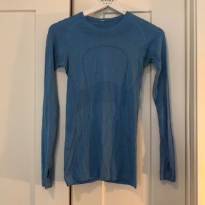 lululemon athletic top. Size 4.